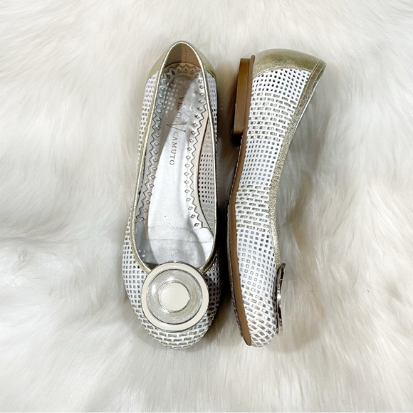 Vince Camuto White Leather Ballet Flats - Picture 2 of 9